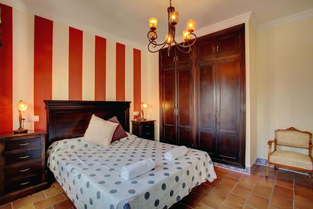 Apartamento Duplex Centro Con Garaje Gratuito Ronda Bagian luar foto